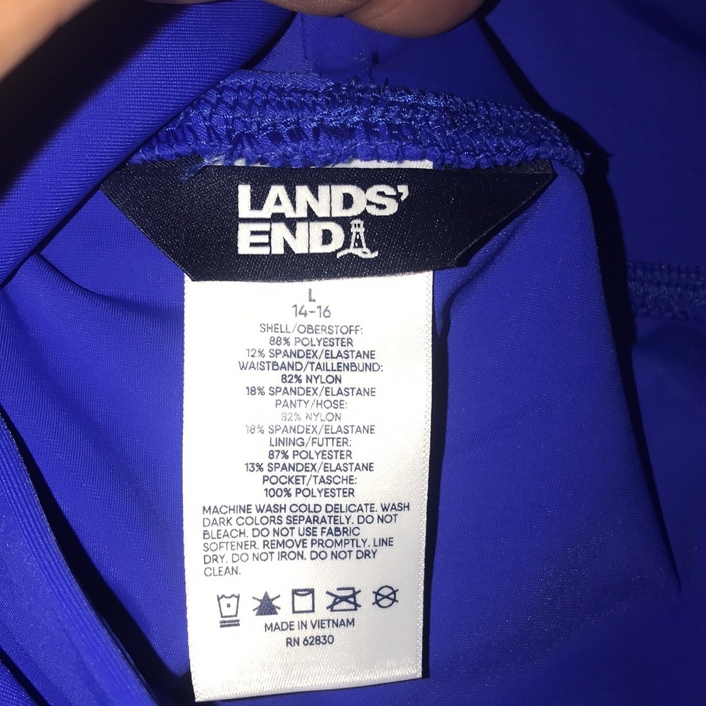 NWT Women’s Lands’ End Athletic Skort - Picture 7 of 7